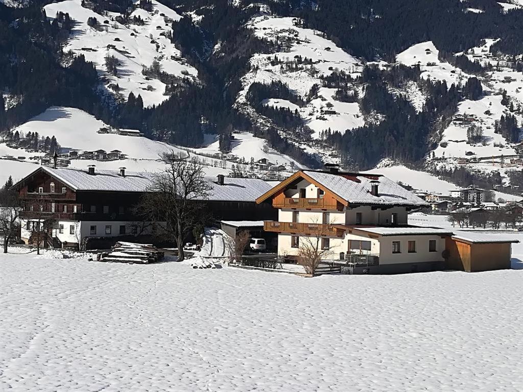 Gaestehaus Hauser Hainzenberg Eksteriør billede