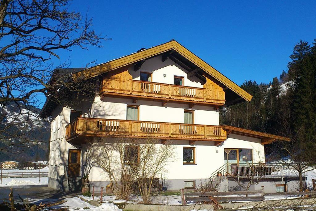 Gaestehaus Hauser Hainzenberg Eksteriør billede